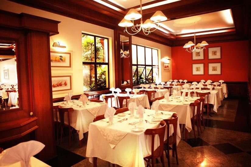 卡尔顿广场酒店 Poços de Caldas 外观 照片